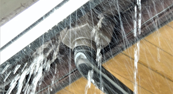 雨どいの画像